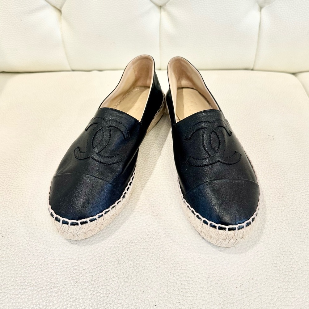 Authentic Like New Chanel espadrilles